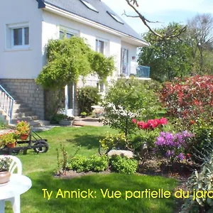 Ty Annick , Névez Frankreich